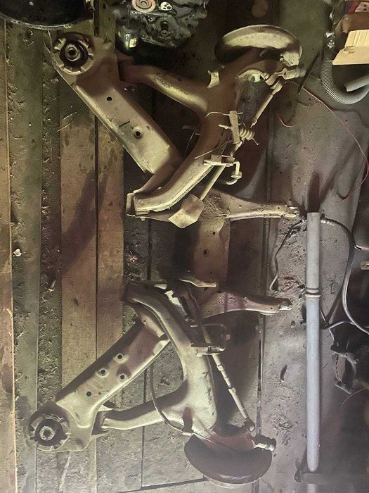 Опель омега б 2.0І запчастини, суппорта