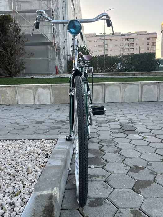 Bicicleta Pasteleira Renovada 1970