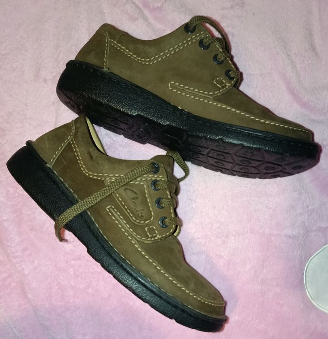 Półbuty firmy Clarks rozmiar 41