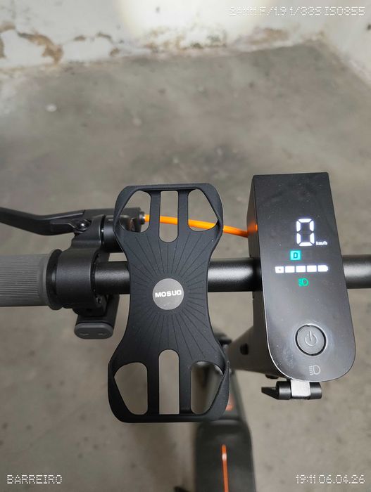 Xiaomi Electric scooter 6 sem uso, apenas 60km.