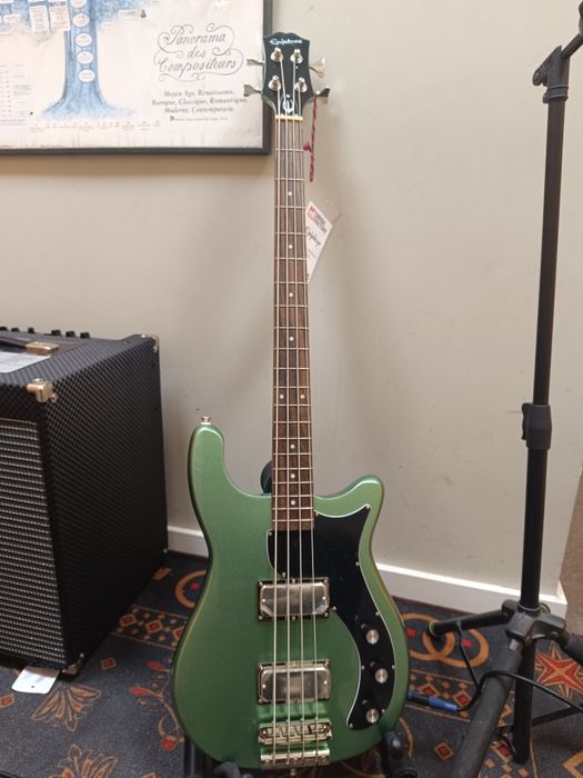 Baixo Epiphone Embassy