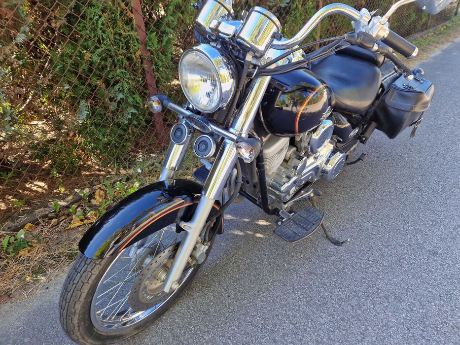 Daelim VL 125 cm3 2006r kufry niski przebieg V126 wl intruder