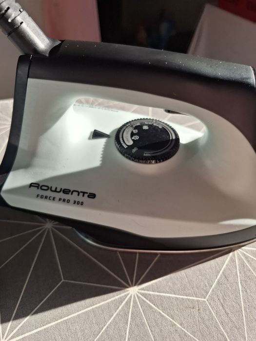 Ferro a vapor com caldeira