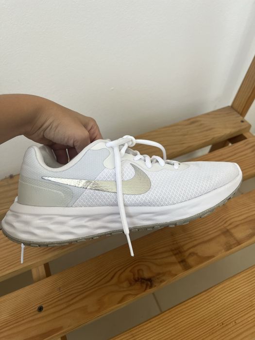 Жіночі кросівки nike 40 кросівки nike w revolution 6 nn 146415 найк