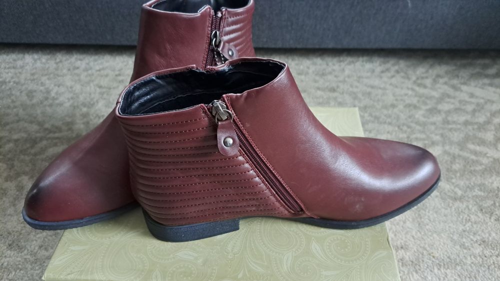 Botki bordowe 42 nowe