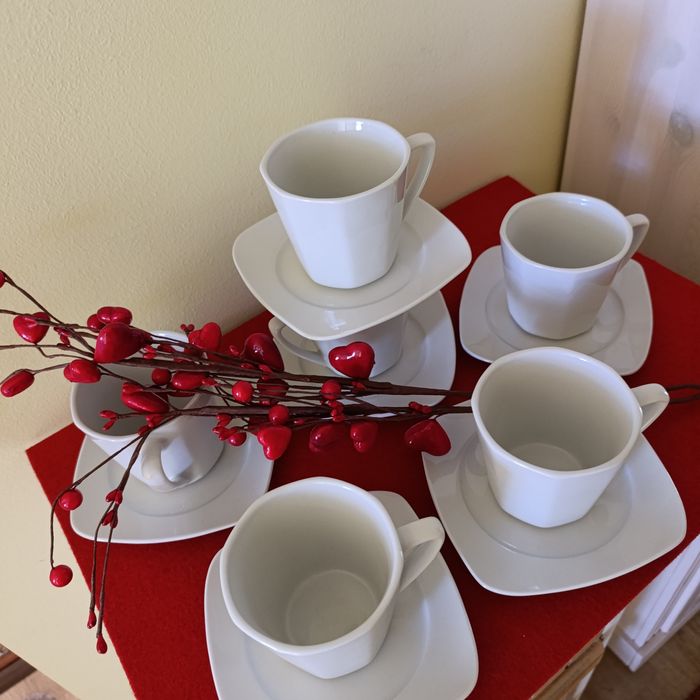Vintage love,6 x filiżanka ośmiokątna ze spodeczkiem
