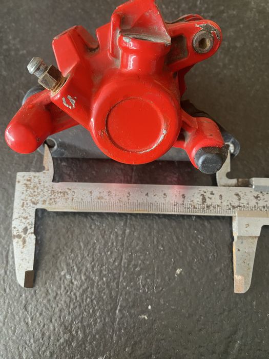 Заводской передний суппорт Yamaha Jog sa 39 zr evo ( ямаха: 1 450