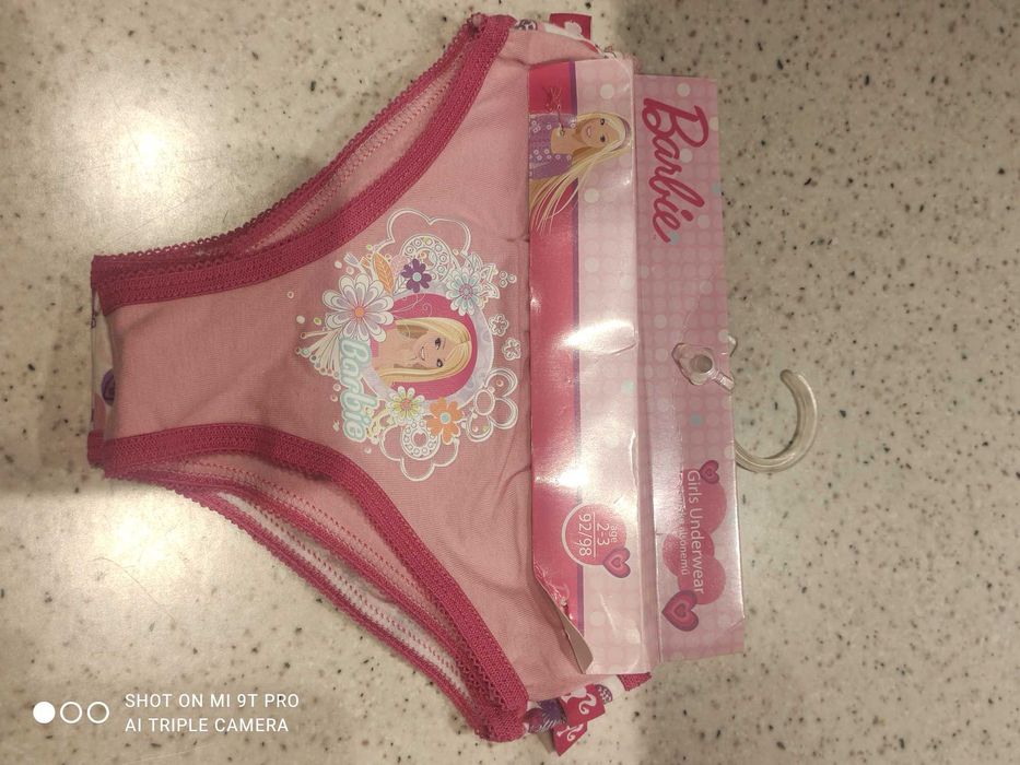 Majteczki dziewczęce r. 92/98 Barbie