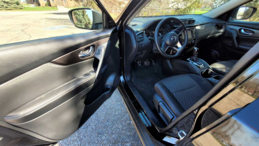 Nissan Rogue S      2019