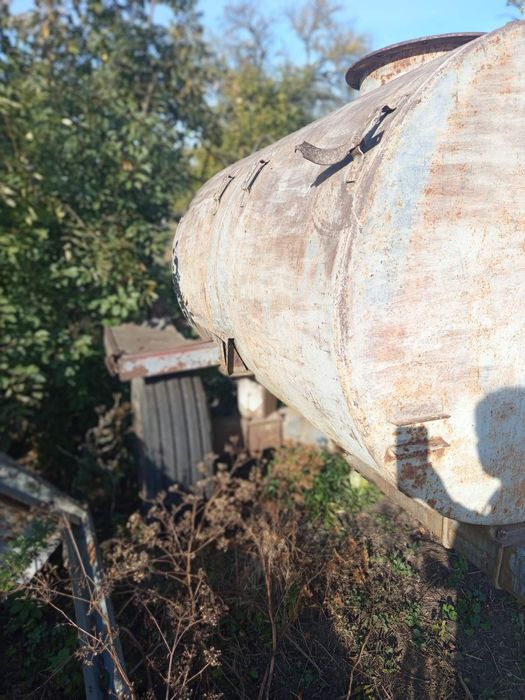 продам бочку 3 куба
