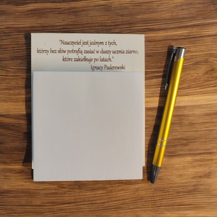 Dla nauczyciela Kostka biurowa w pięknej oprawie prezent