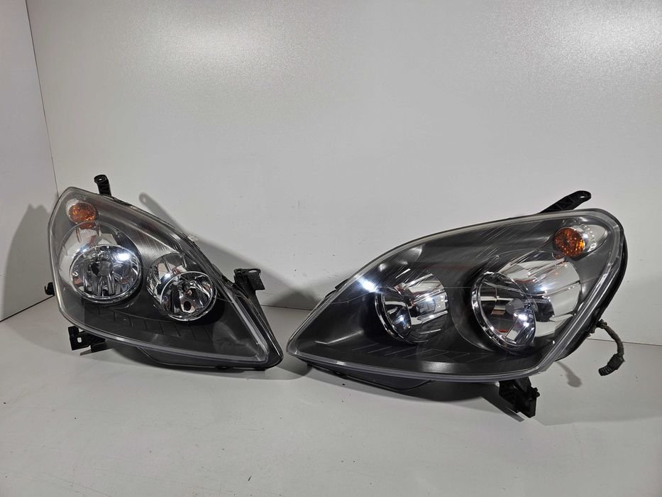Opel Zafira B Lampy Przód Przednie Zwykłe H7 Komplet Lewa+Prawa Europa