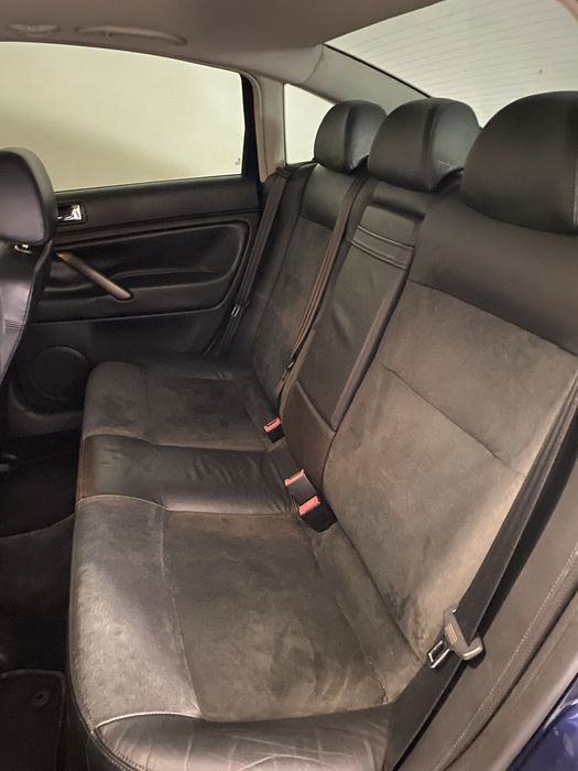 Volkswagen Passat 1.9 Tdi highline