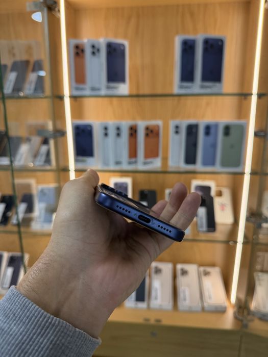 IPHONE 17 PRO 256GB COMPLETAMENTE NOVO