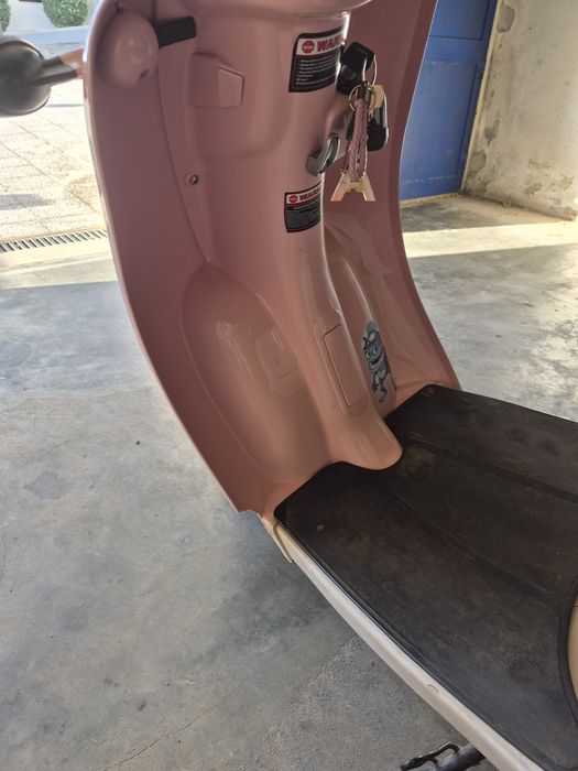 Vendo mota 50cc em bom estado