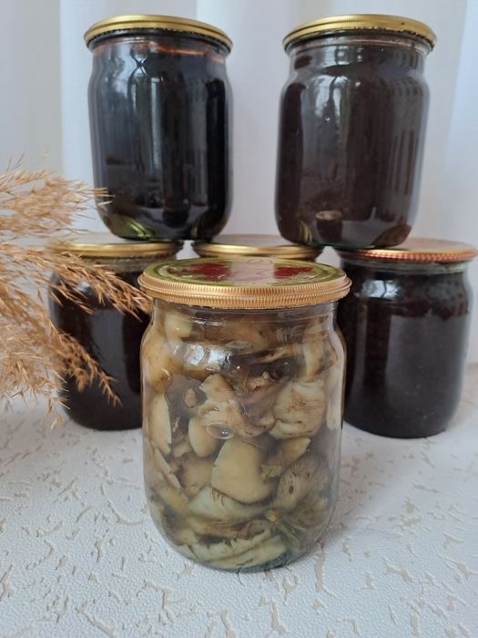 Продам варенье, смородина.