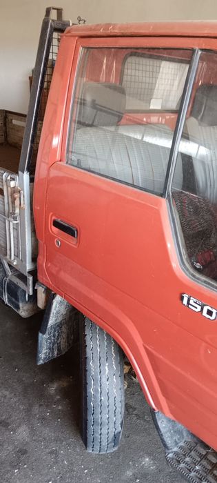 Carrinha Toyota Dyna 150