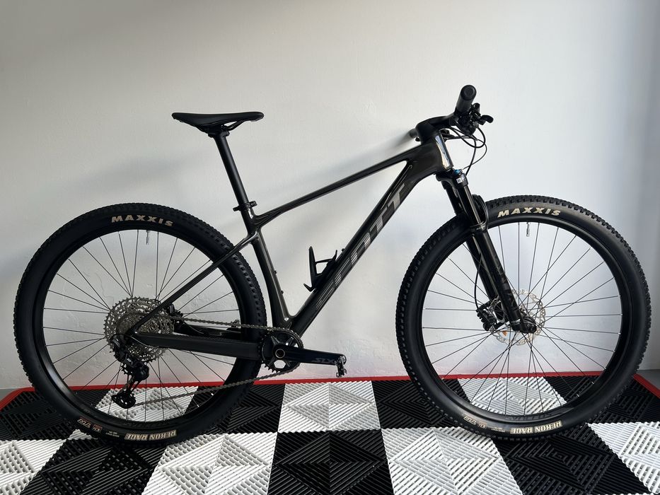 Scott scale 925 M