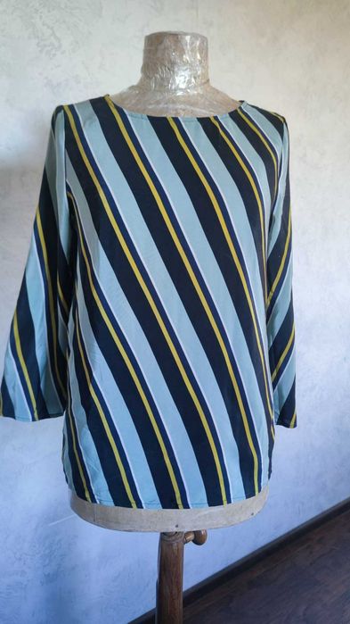 Hallhuber cienka, jedwabna bluzka/koszulka r. 34/XS