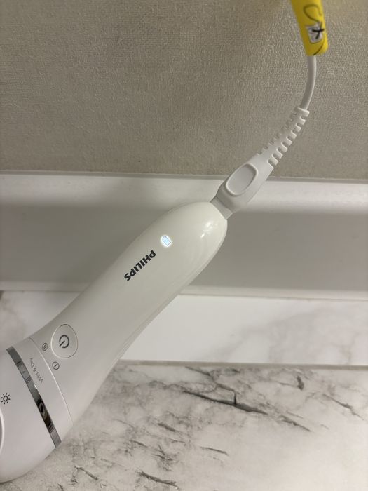 Епілятор Philips BRE700 (серия Satinelle, Wet & Dry)