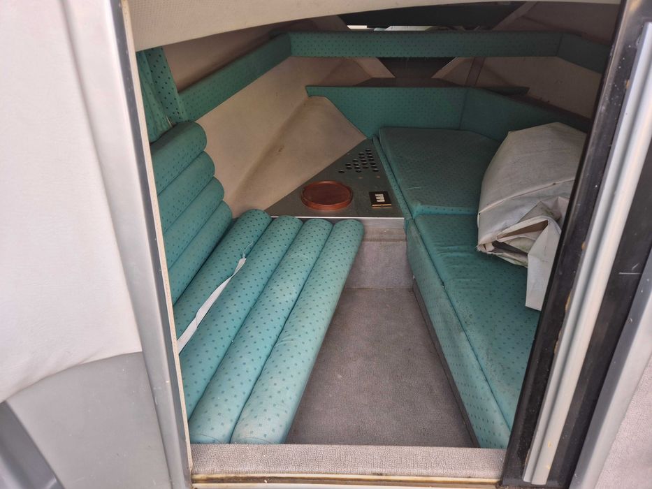 Łódź motorowa RIO 750  Kadłub