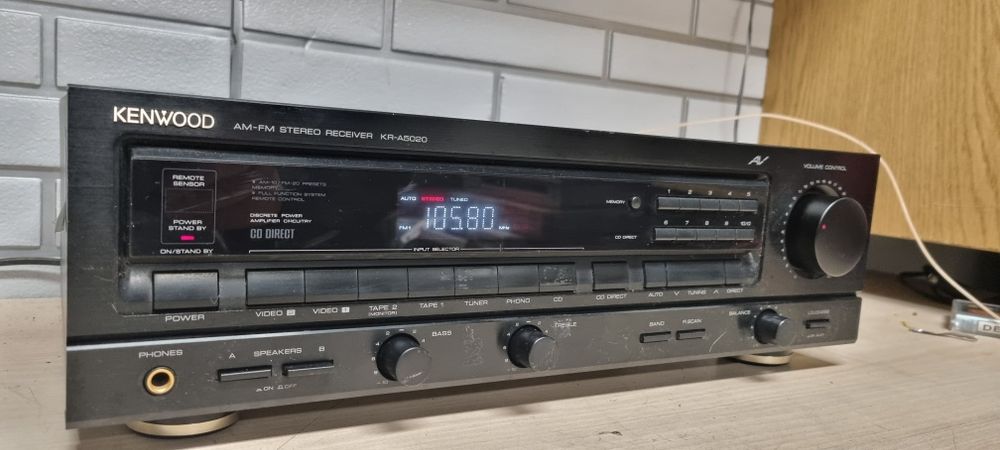 Amplituner stereo KENWOOD KR-A5020.