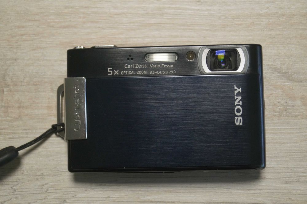 Sony Cyber-shot DSC-T200