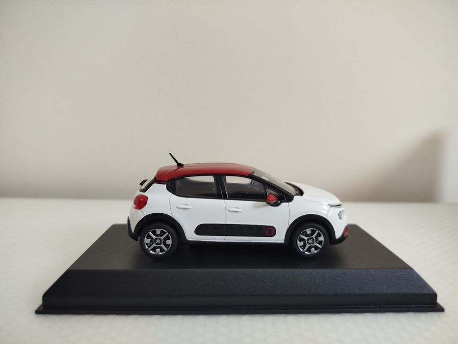 Miniatura Citroen C3 Nova 1/43