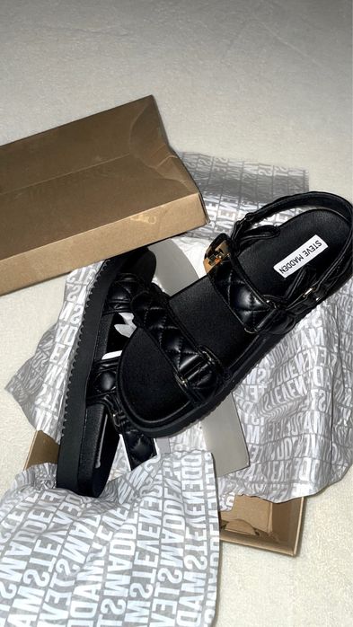 Шкіряні сандалі Steve Madden Mona-Q