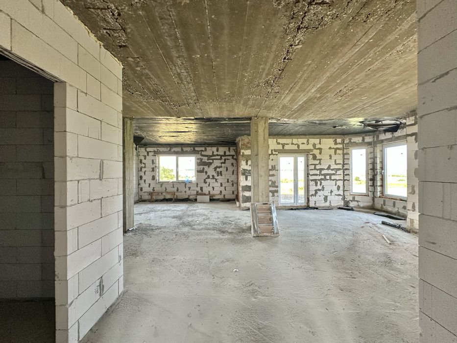 Продаж будинку біля Самбора (Воютичі)