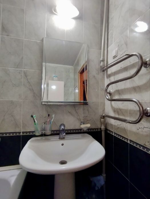 Терміново! Продаж 3-кімнатної квартири від власника