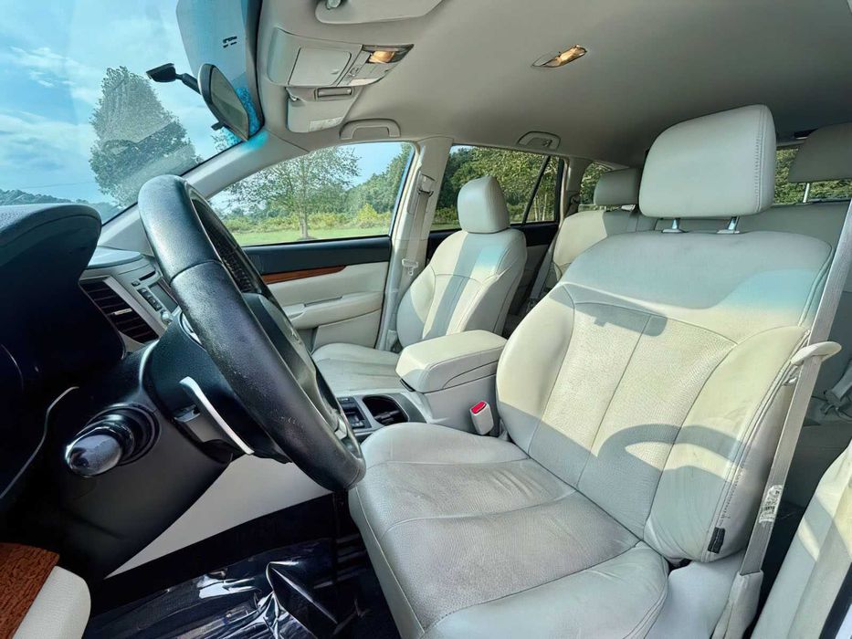 Subaru Outback Limited      2013