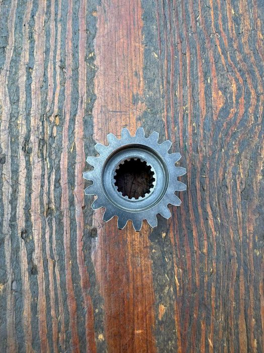 zebatka tryb walu napedu kosza kosz wal Suzuki rmz 250 r 10-23