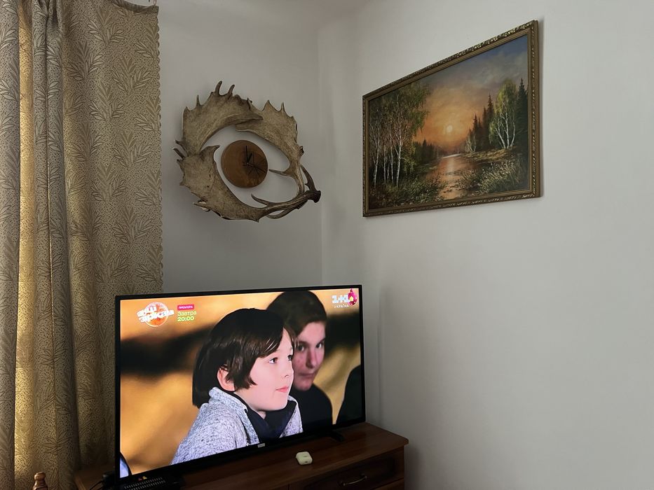 Продається будинок із усіма меблями та технікою в м.Ходорові