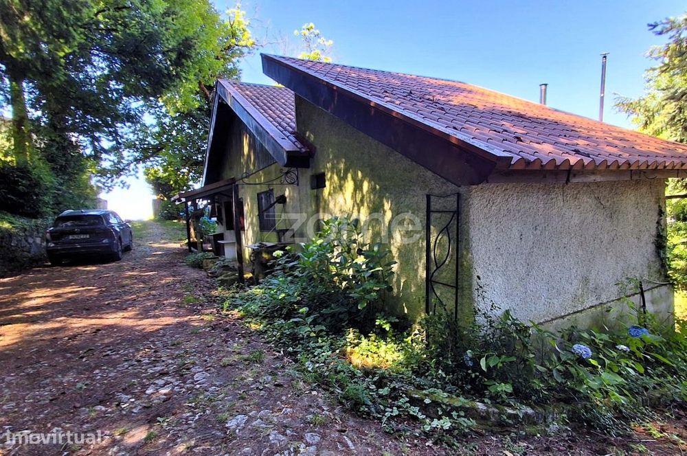 T3+1 Detached House in Outeiro, Montalegre – Mountain Retreat