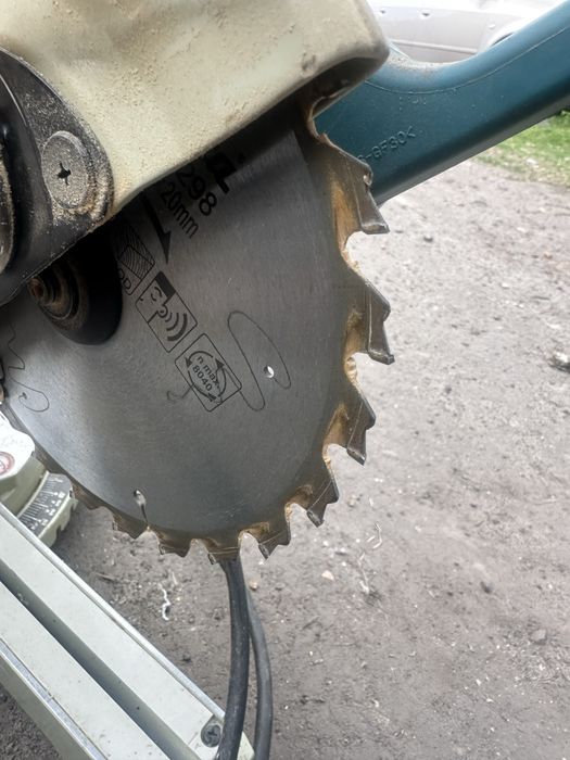 Торцовка Makita ls0714