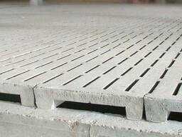 Щілинна бетонна підлога  для свинокомплексів