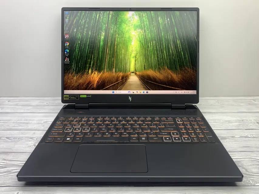 Ноутбук Acer Nitro 16 2.5k 165Hz ryzen 7 RTX4070 DDR 5 16 GB SSD M.2 GB 512 GB