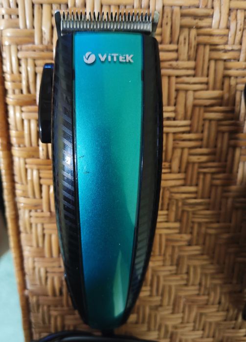Машинка для стрижки волос Vitek
