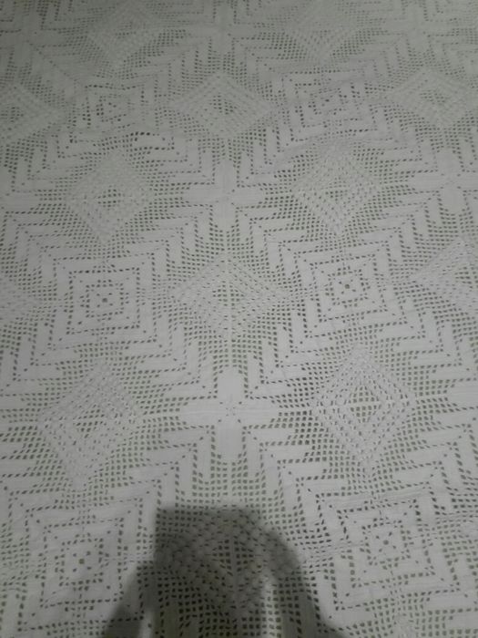 Colcha de renda bordada mão