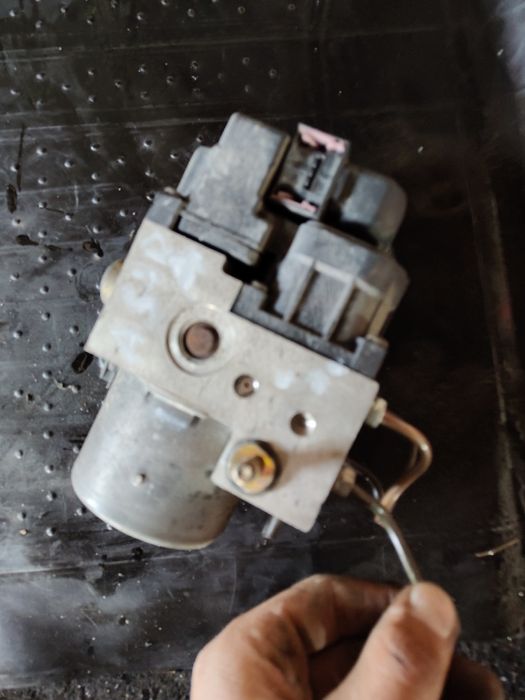 Pompa hamulcowa ABS serwo opel astra g