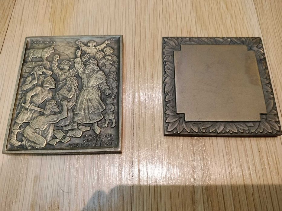 Placas em bronze Justiça