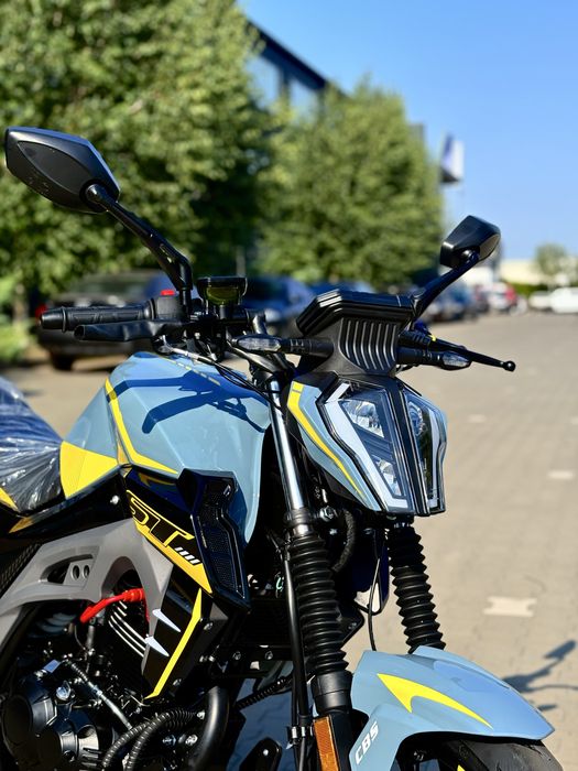 Нові Mustang st 200 2026