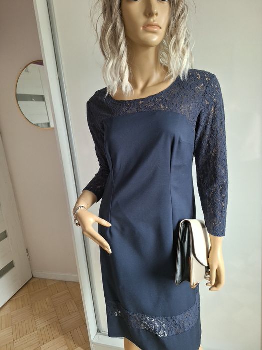 Sukienka granatowa basic prosta z rękawem