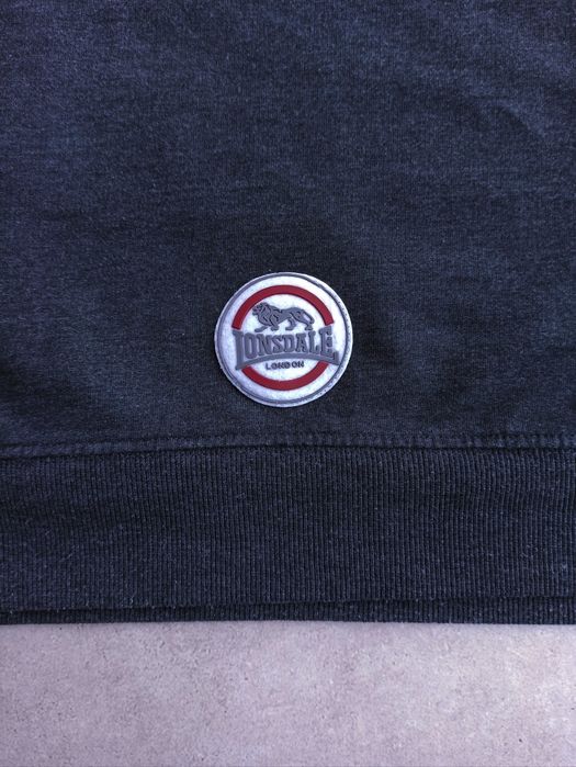 Lonsdale oryginalna bluza z kapturem bez rękawów rozmiar 3XL, 2XL