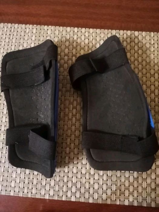 Щитки наколенники