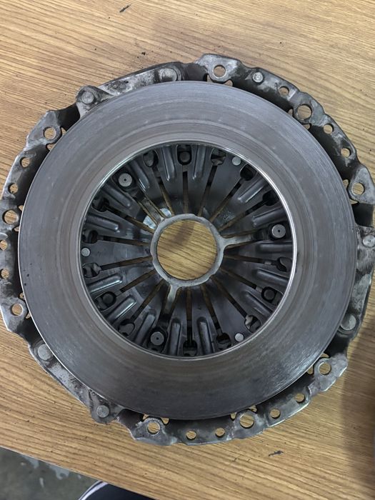 Embraiagem e Prato de Pressao N47 BMW e87 e82 e92 e90 e60 e61