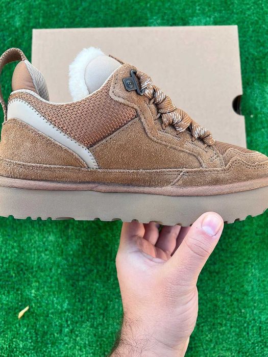 UGG Lowmel Sand R.41