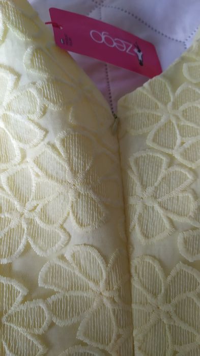 Nowa prosta sukienka