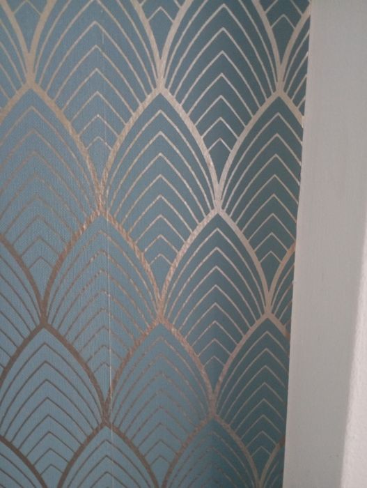 Decoração c/ papel de parede.